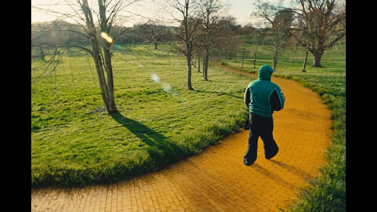 Wizard of Oz official video still